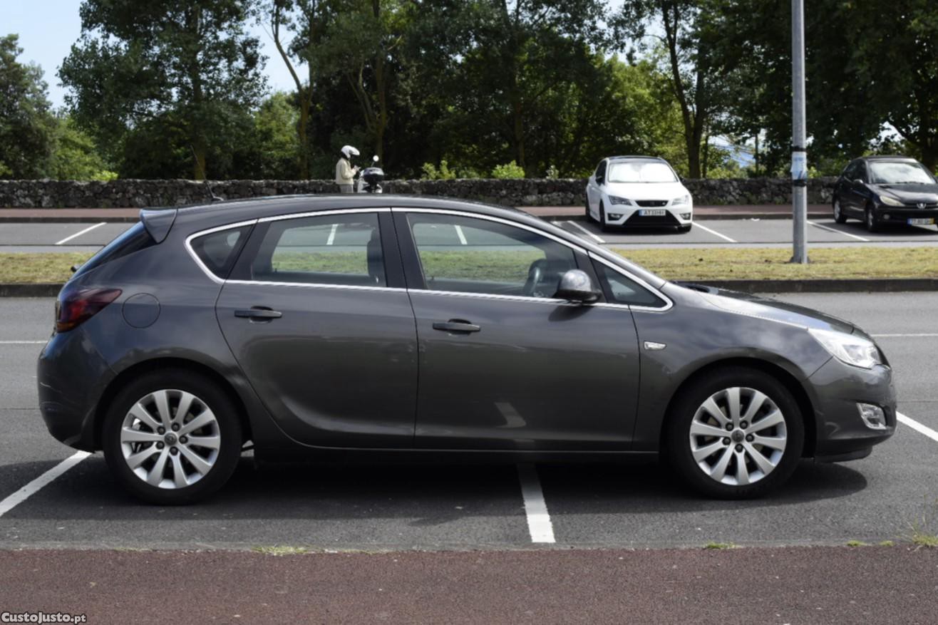 Opel Astra J — fotografia 5