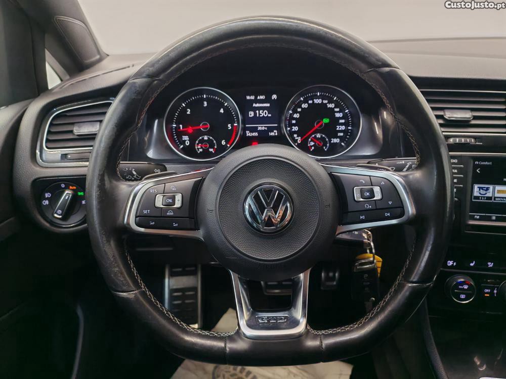 Volkswagen Golf 2.0 TDI GTD DSG — fotografia 13