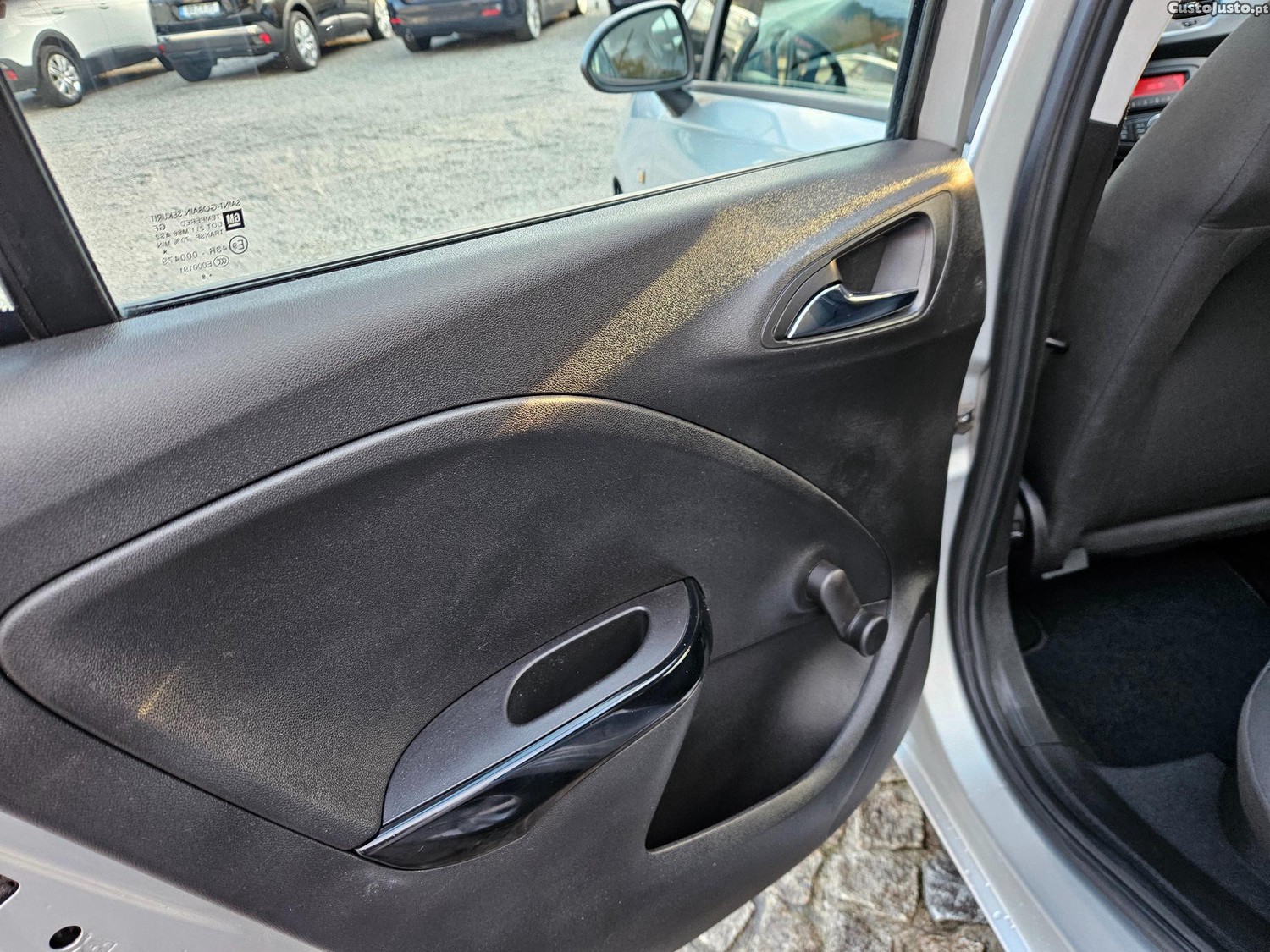 Opel Corsa E 1.3 CDTI Business Edition — fotografia 9