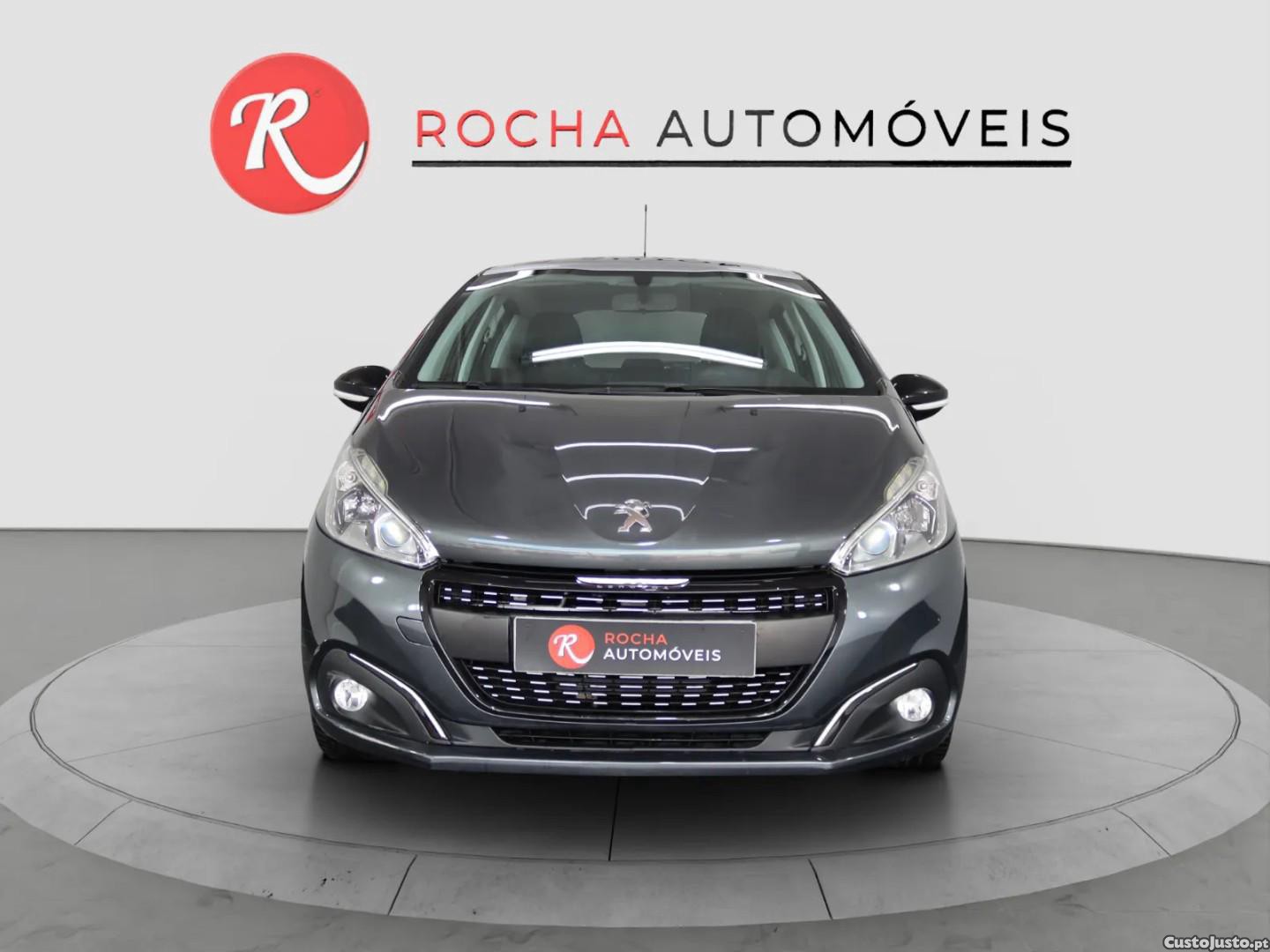 Peugeot 208 PureTech 82 Active — fotografia 15