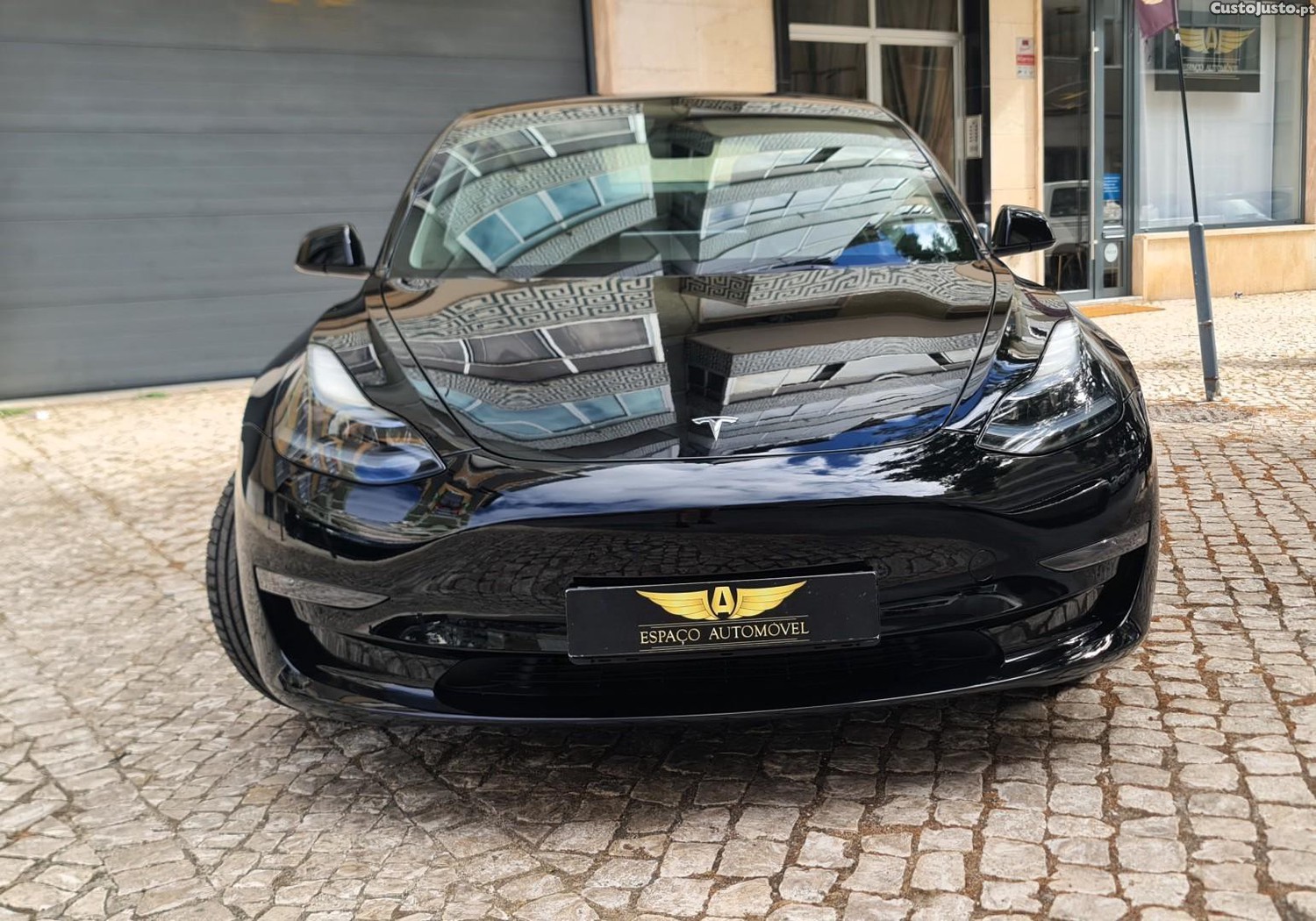 Tesla Model 3 Long Range Tração Traseira — fotografia 13
