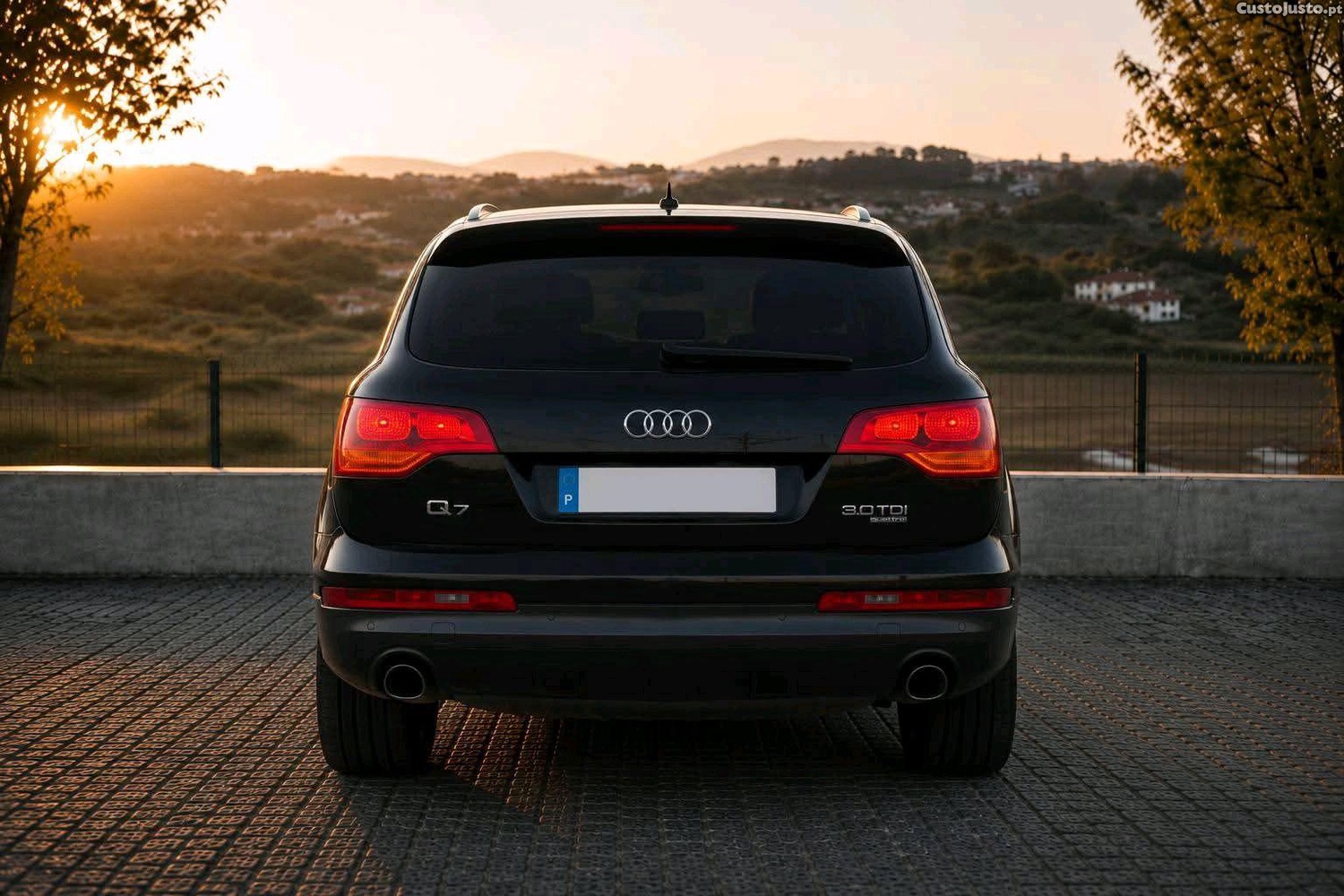 Audi Q7 Sport - 07 — photo 3