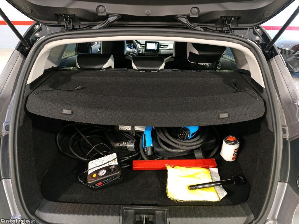 Renault Captur 1.6 E-Tech Plug-In Intens 160cv — fotografia 22
