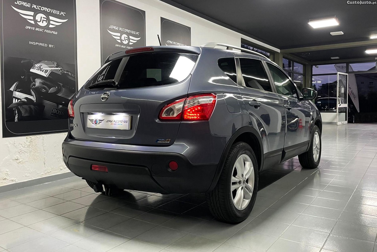 Nissan Qashqai 1.5 dCi Acenta C/ Teto panorâmico — fotografia 5