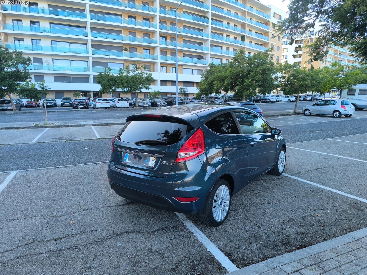 Ford Fiesta Ford Fiesta 1.2 gasolina 120mil km Dist.mudada — photo 3