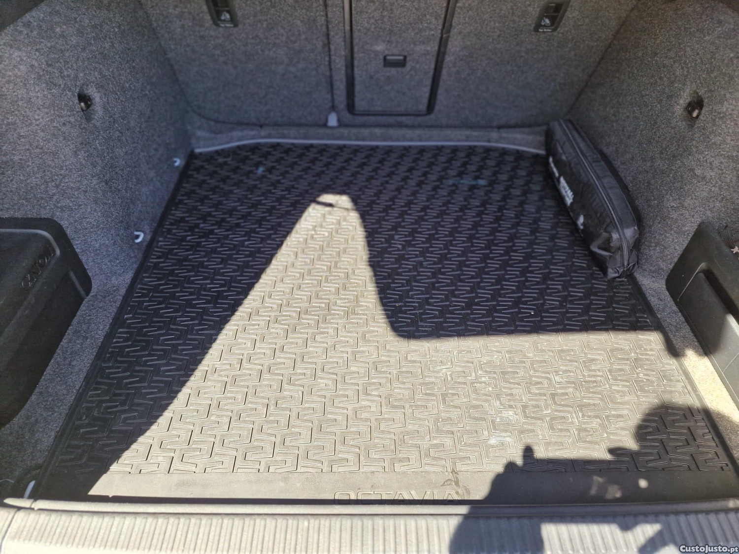 Skoda Octavia 2.0 tdi vrs - 22 — photo 4