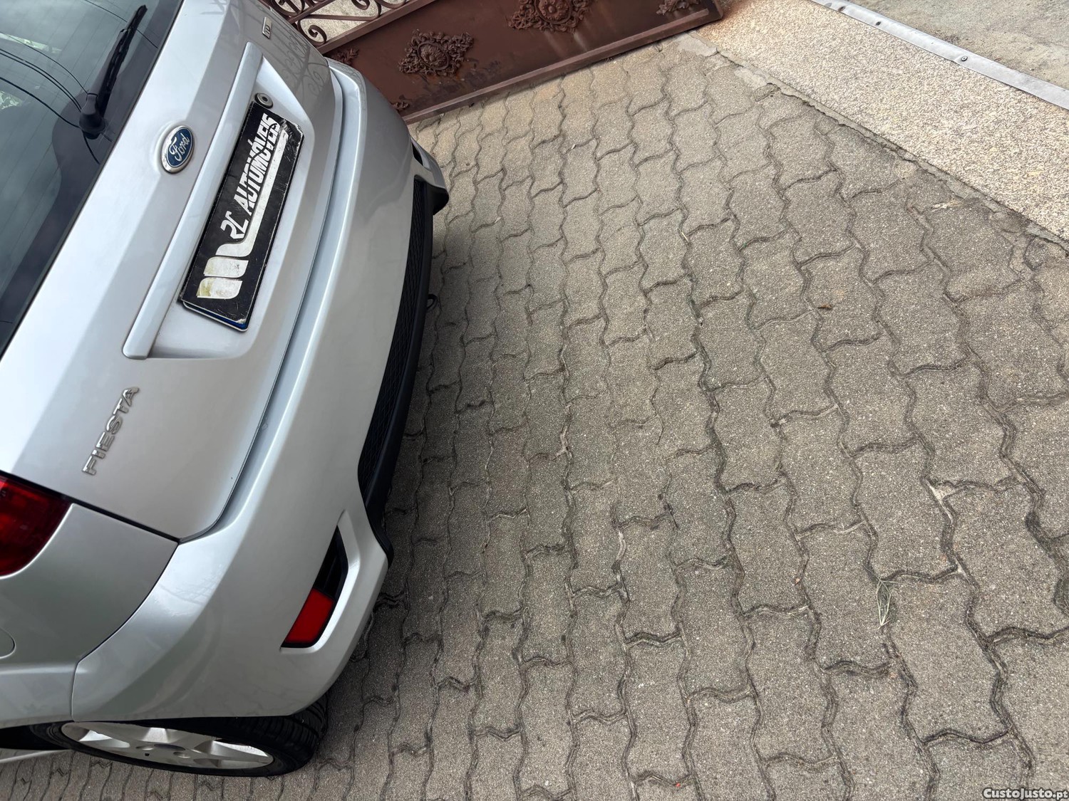 Ford Fiesta 1.4 TDCi Trend — fotografia 10