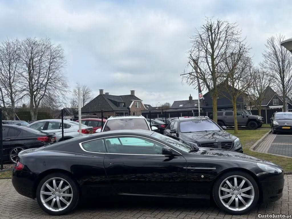 Aston Martin  Coupé Touchtronic - 05 — photo 4