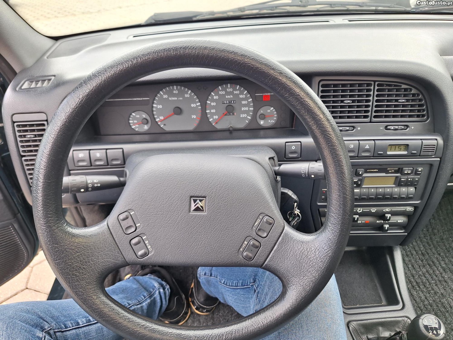 Citroën Xantia 1.6 i VSX — fotografia 17