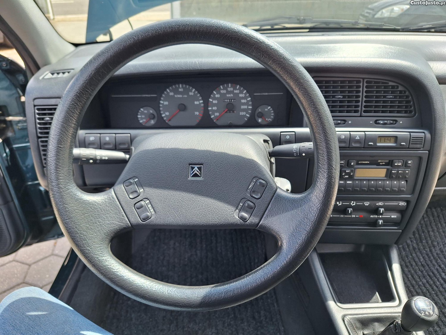 Citroën Xantia 1.6 i VSX — fotografia 2