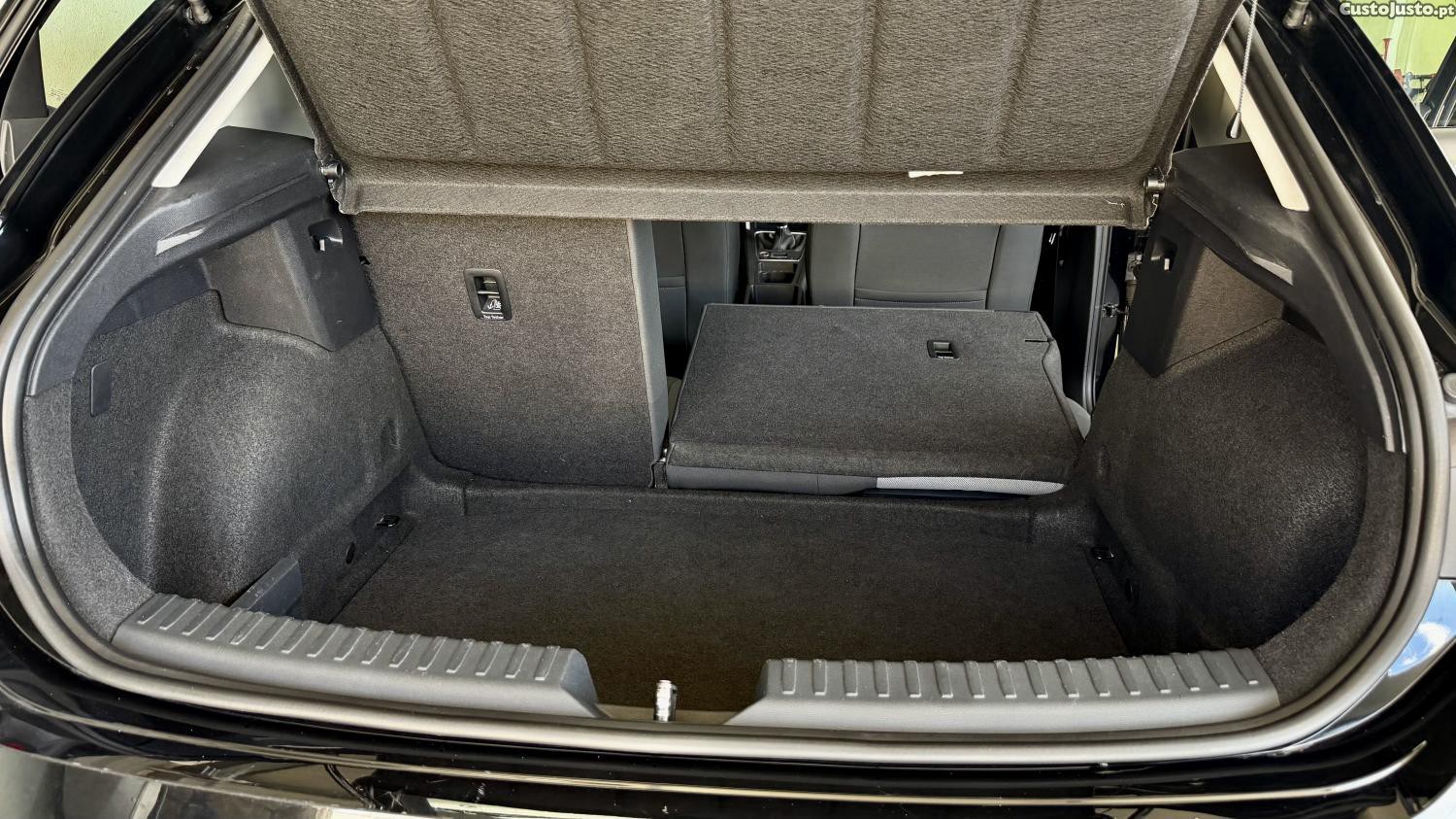 SEAT Leon 2.0 TDI Style — fotografia 6