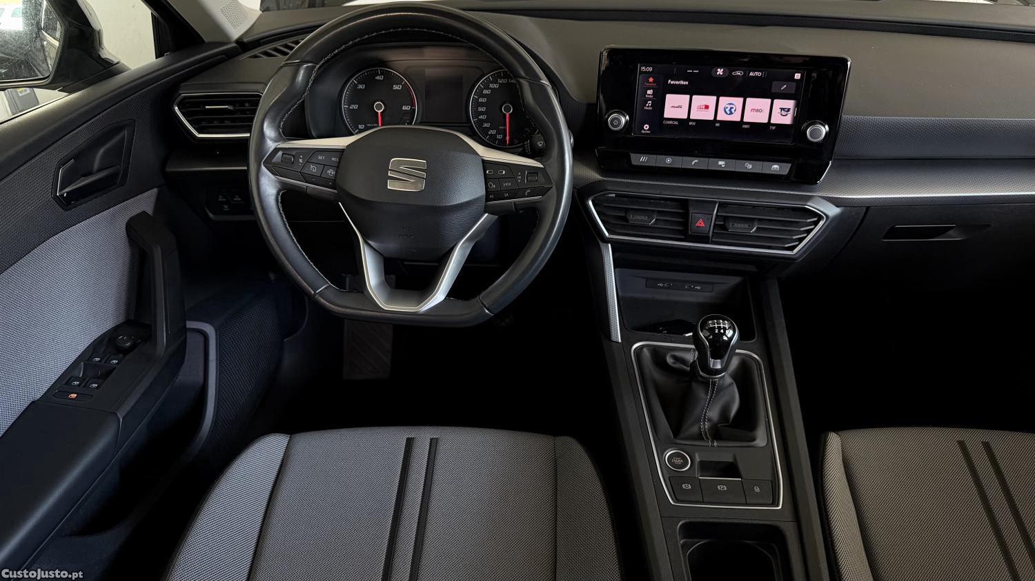 SEAT Leon 2.0 TDI Style — fotografia 17