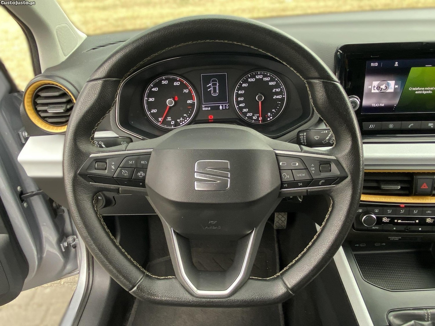 SEAT Arona 1.0 TSI Style — fotografia 2