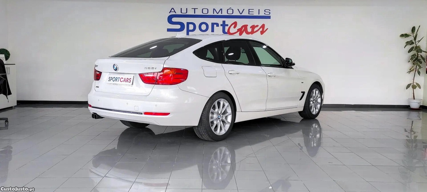 BMW 328 i Auto Line Sport — fotografia 20