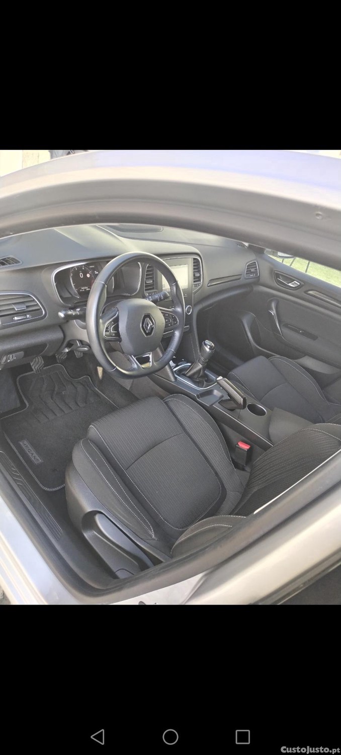 Renault Mégane TCE 100 Energy Business — photo 4