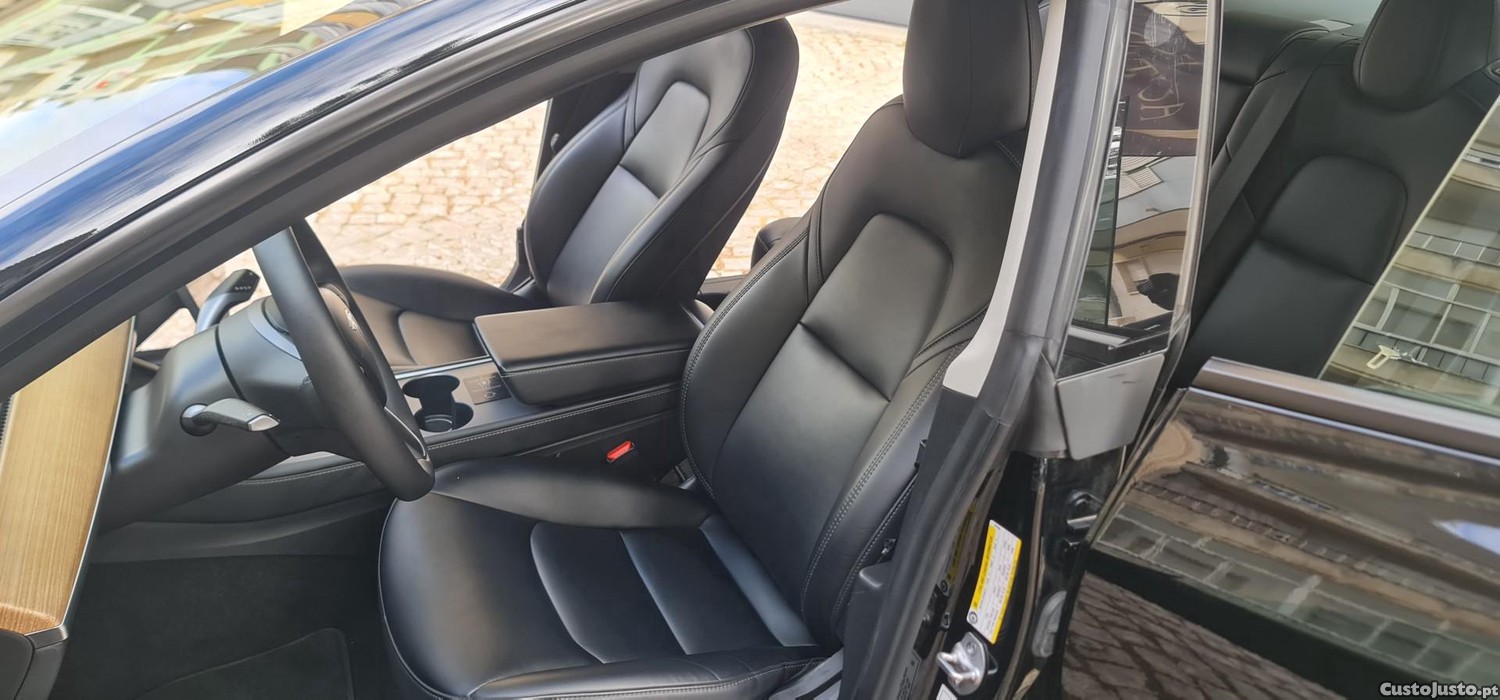 Tesla Model 3 Long Range Tração Traseira — fotografia 8