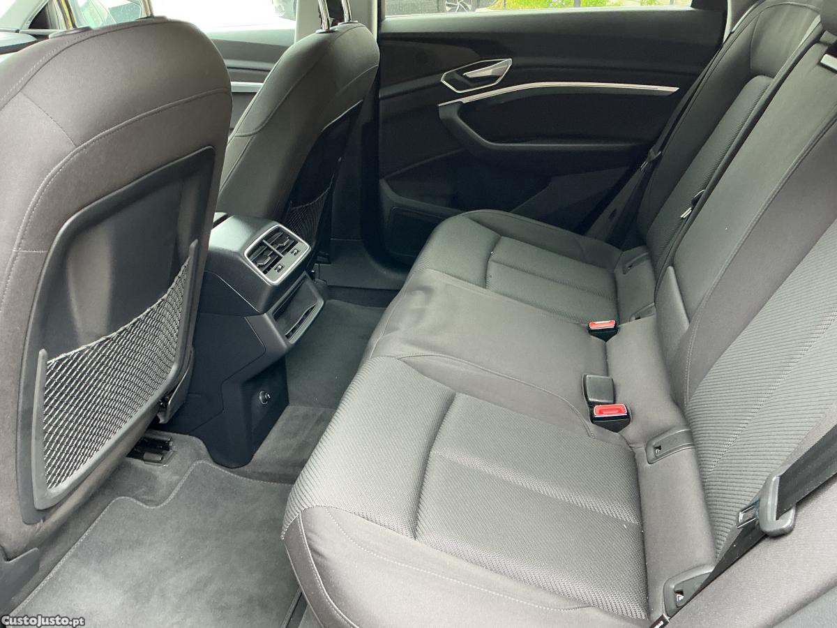 Audi e-tron Advanced — fotografia 13