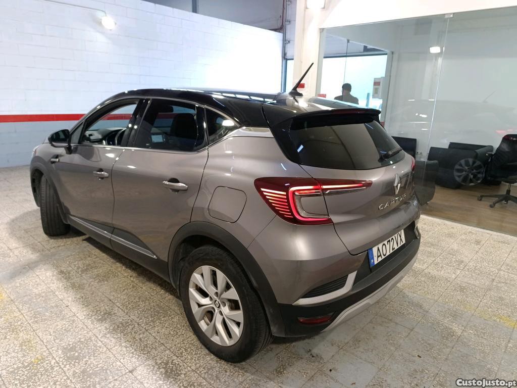 Renault Captur 1.6 E-Tech Plug-In Intens 160cv — fotografia 26