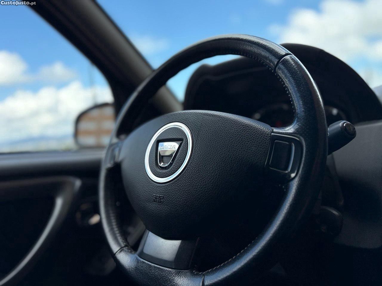 Dacia Duster 1.5DCI 110CV PRESTIGE — fotografia 9