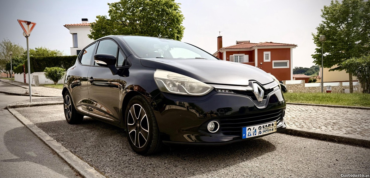 Renault Clio 1.5 Dci Dynamic S - 13 foto 5