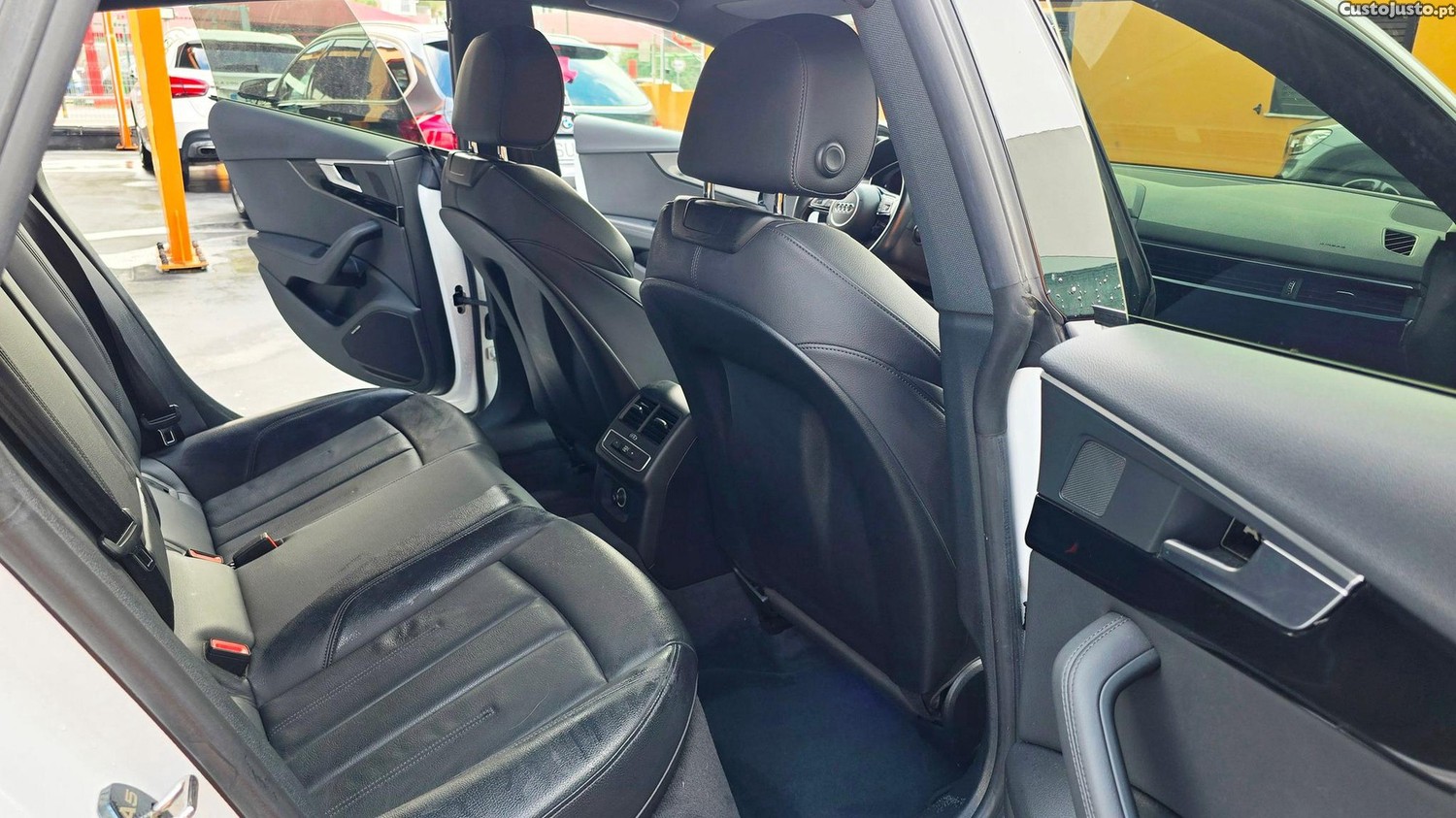 Audi A5 Sportback 40 TDI S line S tronic — fotografia 20