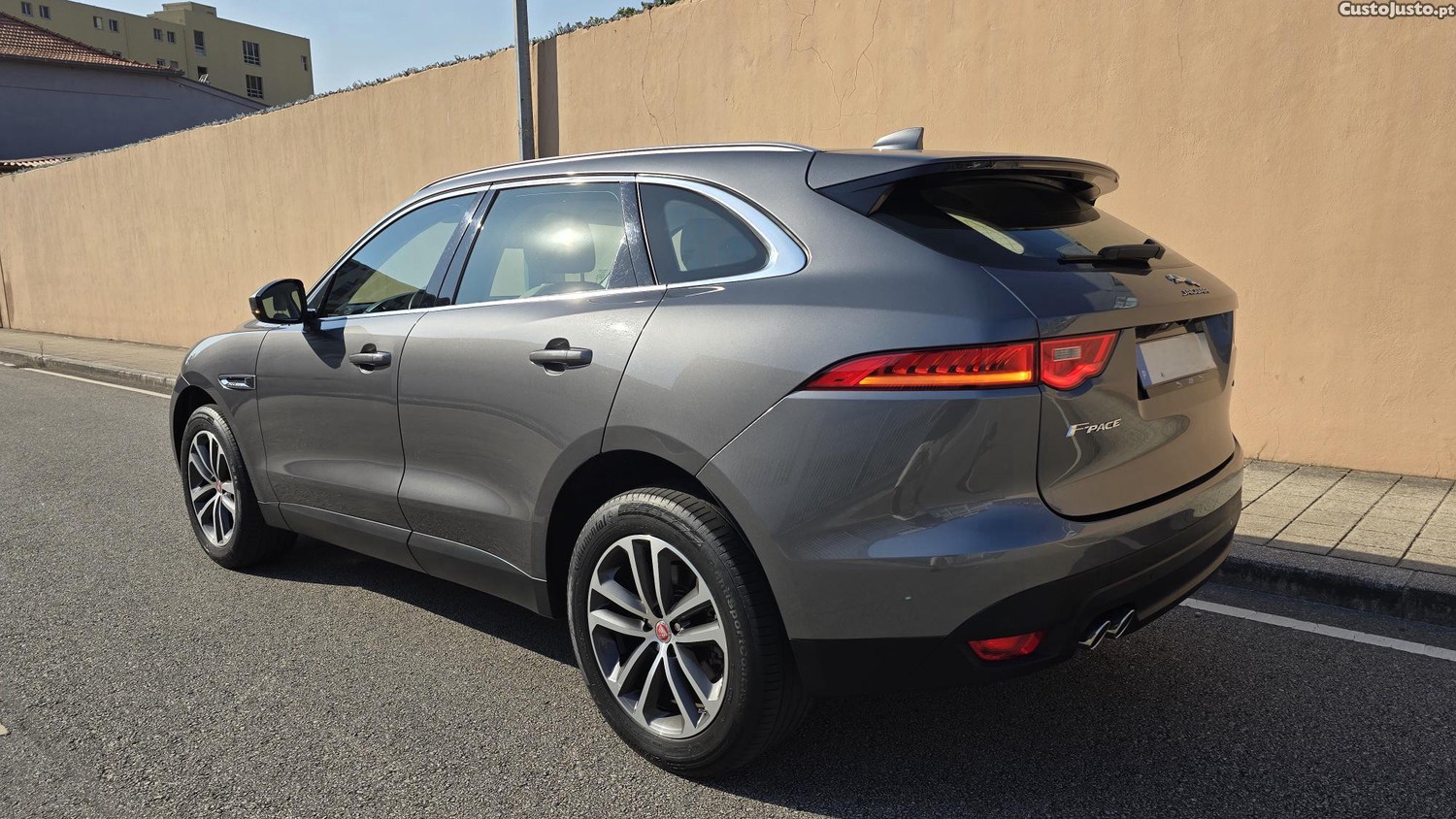 Jaguar F-Pace P - 18 foto 2