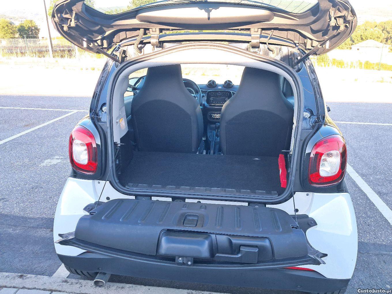 Smart Fortwo Coupé Automático — fotografia 9