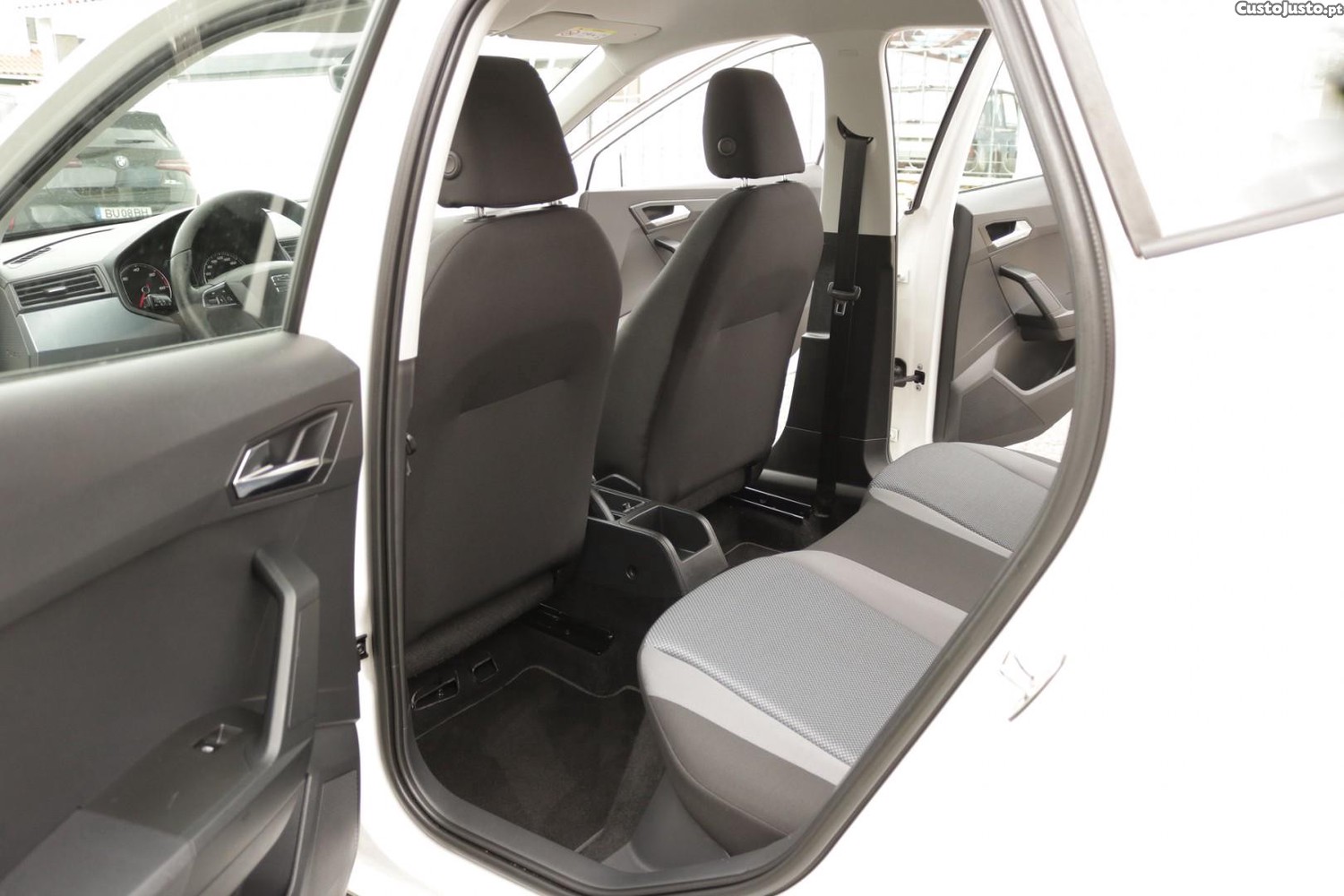 SEAT Arona 1.6 TDI Style — fotografia 39