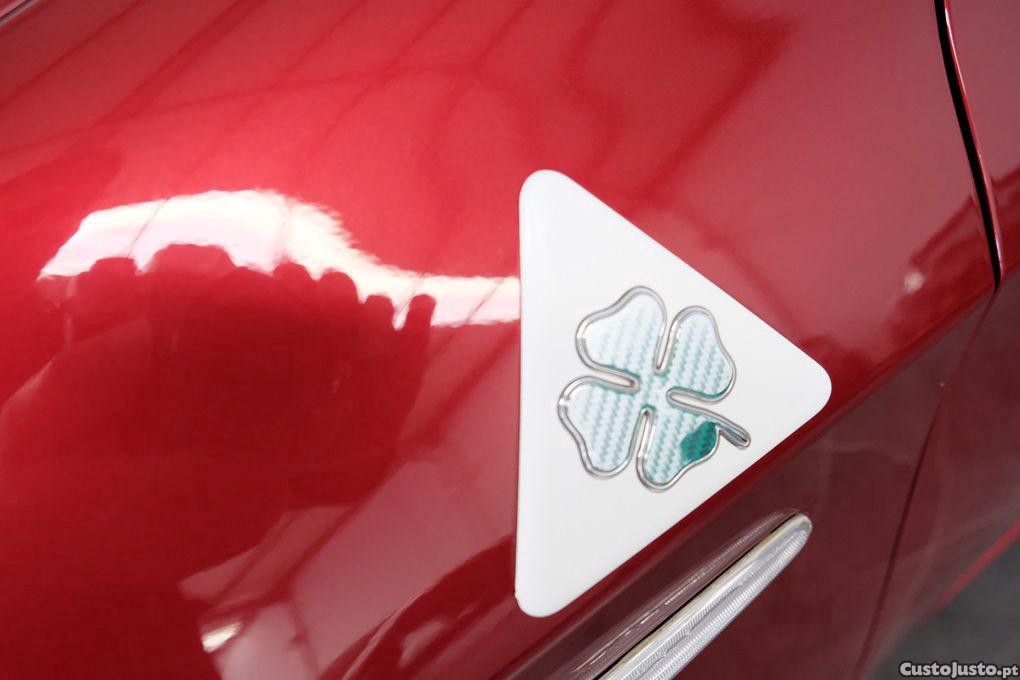 Alfa Romeo Giulietta 1.8 TBi 16V Quadrifoglio Verde — fotografia 2