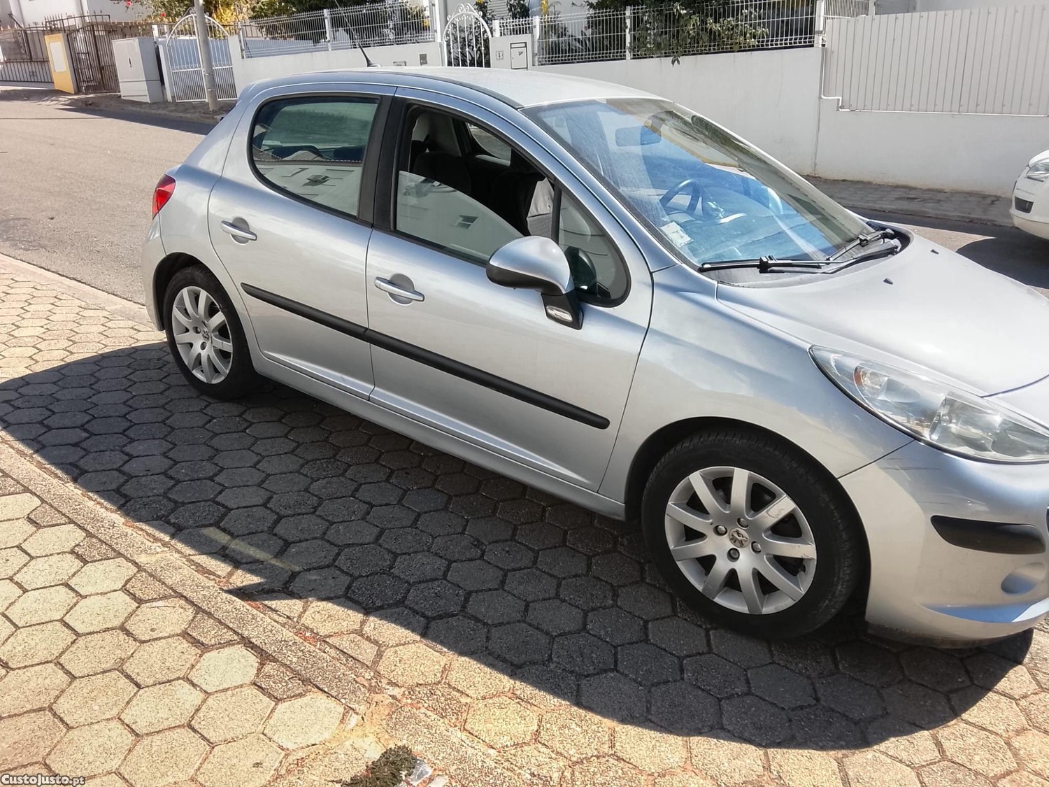 Peugeot 207 1.6 Diesel - 06 foto 3