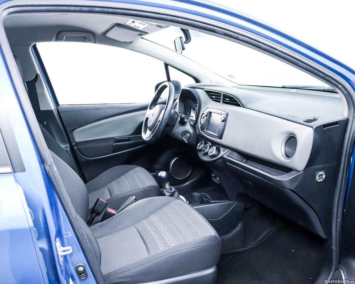 Toyota Yaris 1.0 VVTi Active - 17 — photo 4