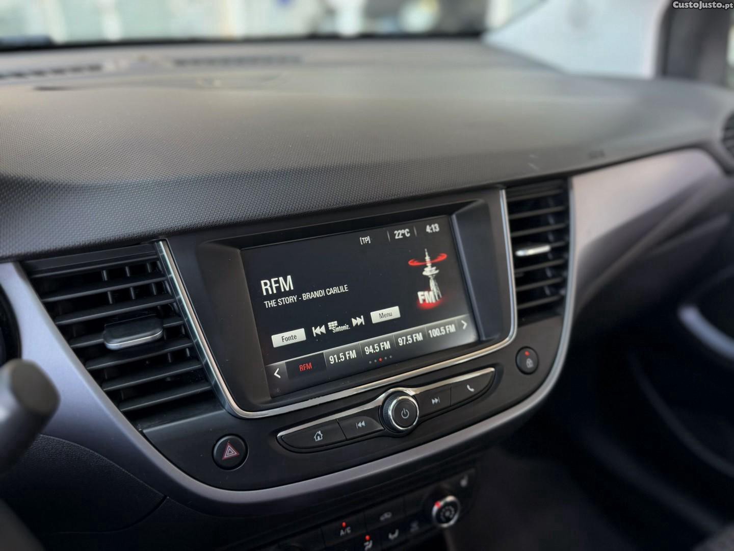 Opel Crossland 1.2 T Business Edition — fotografia 8