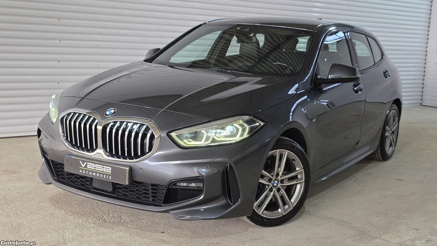BMW 116 d Pack Desportivo M — fotografia 18