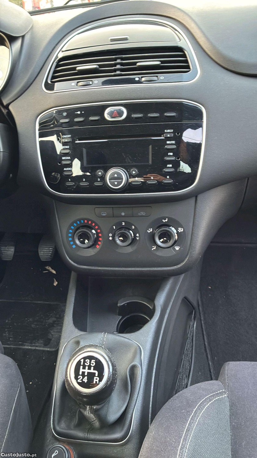 Fiat Punto punto Evo 1.2 de 2014 — fotografia 3