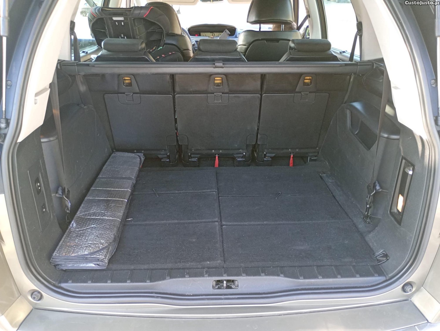 Citroën C4 Picasso — fotografia 9
