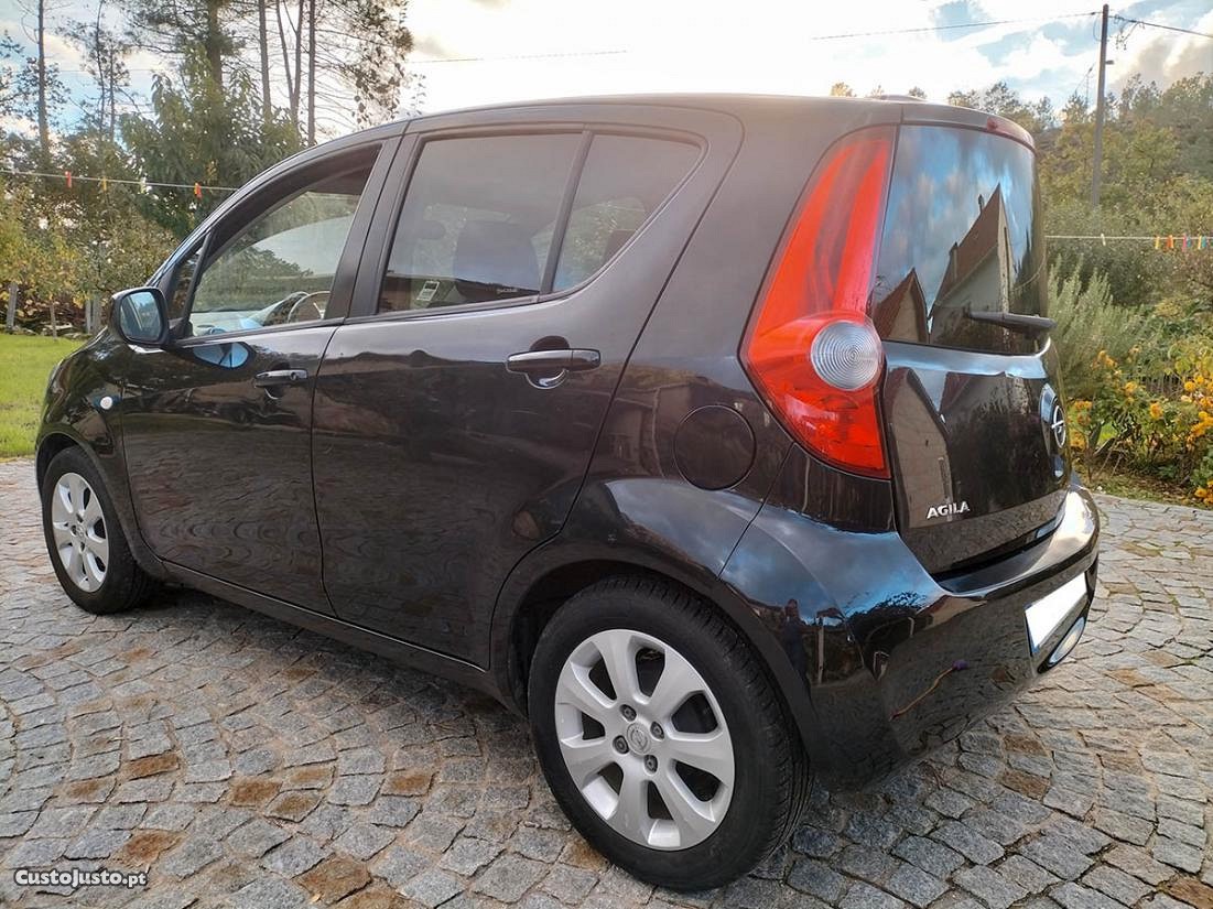 Opel Agila 1.0 ECOFLEX GPL — fotografia 9