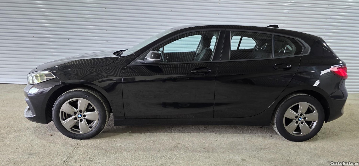 BMW 116 d Auto — fotografia 18