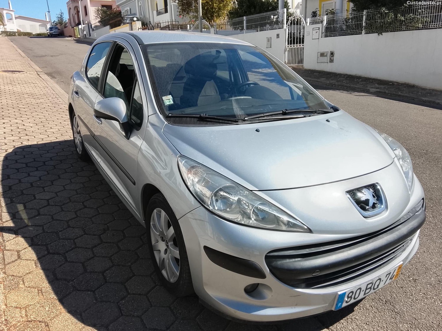 Peugeot 207 1.6 Diesel - 06 foto 4