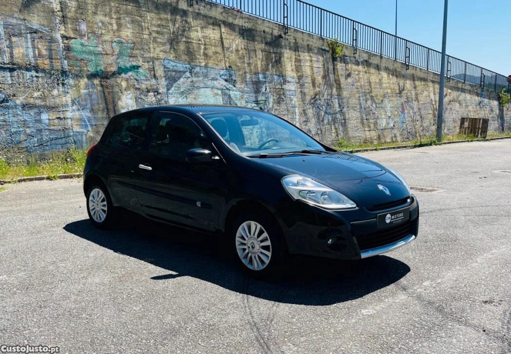 Renault Clio 1.2 TCE 100Cv - Garantia - Nacional — fotografia 6