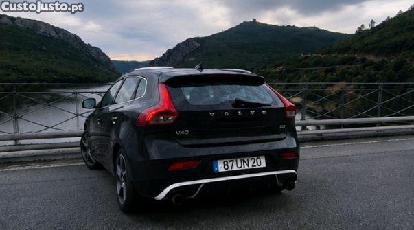 Volvo V40 R Design Full Extras - 15 — photo 3