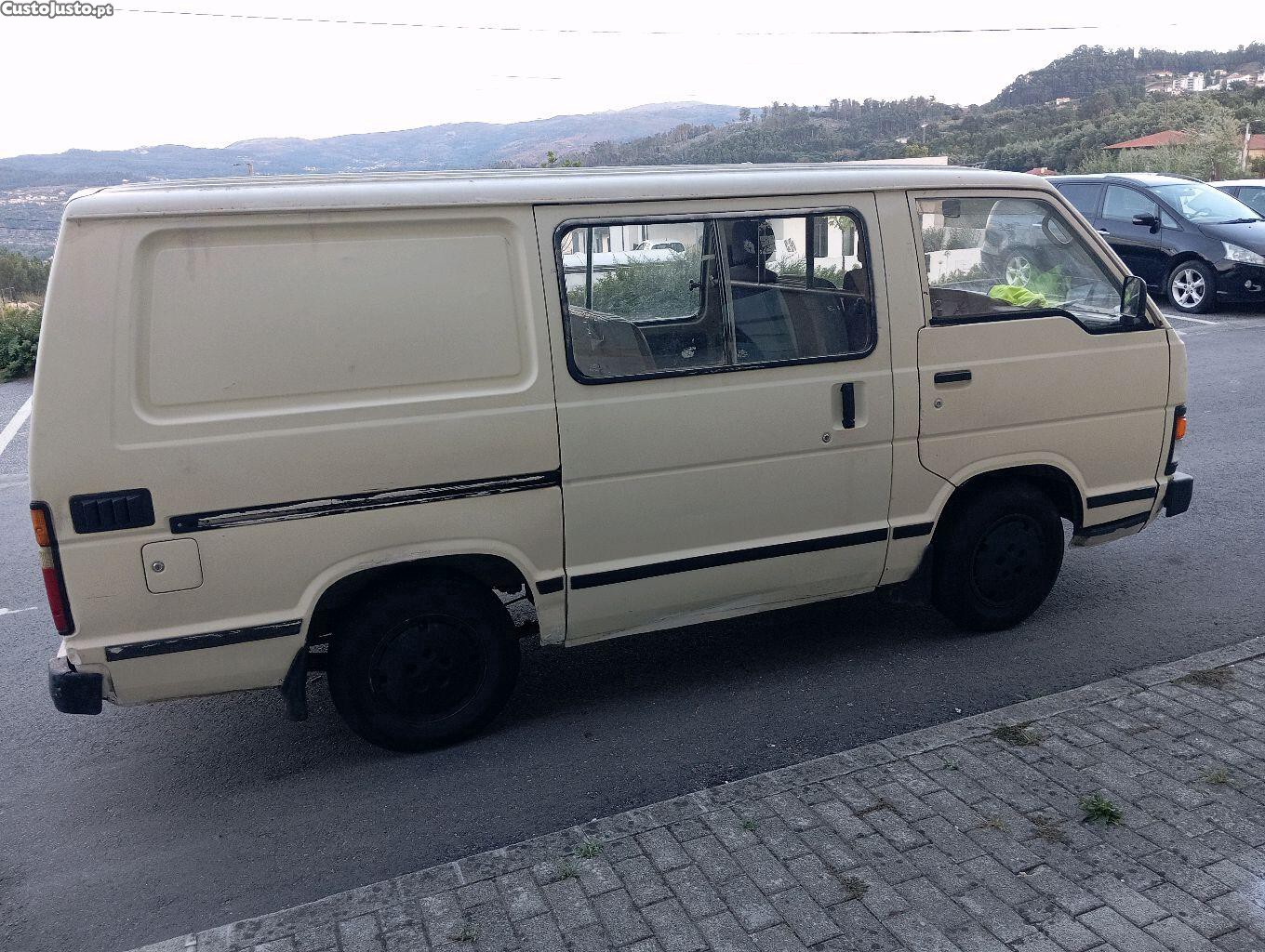 Toyota HiAce 2.5d 7lug — photo 5