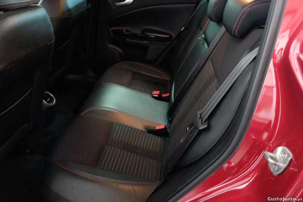 Alfa Romeo Giulietta 1.8 TBi 16V Quadrifoglio Verde — fotografia 6