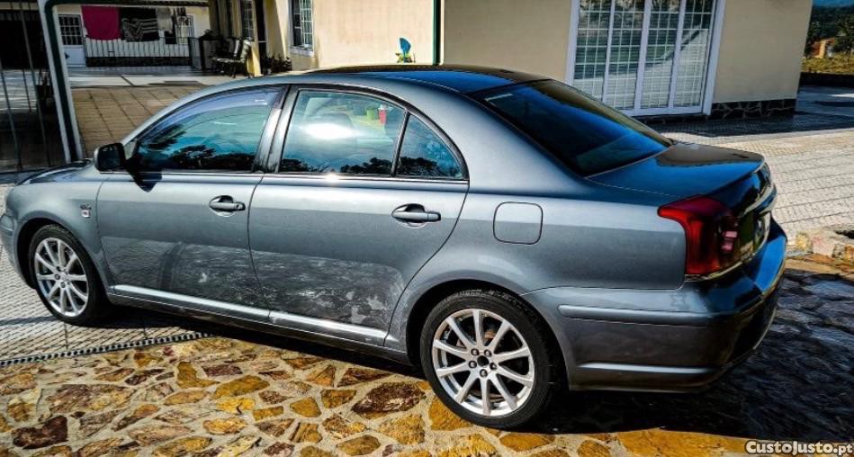 Toyota Avensis D4D — fotografia 3
