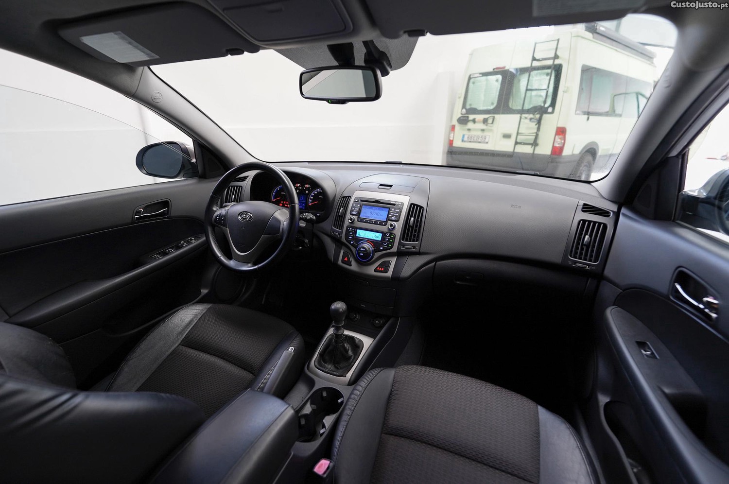 Hyundai i30 CW — photo 2