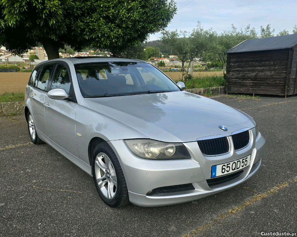 BMW 320 d Touring — fotografia 9