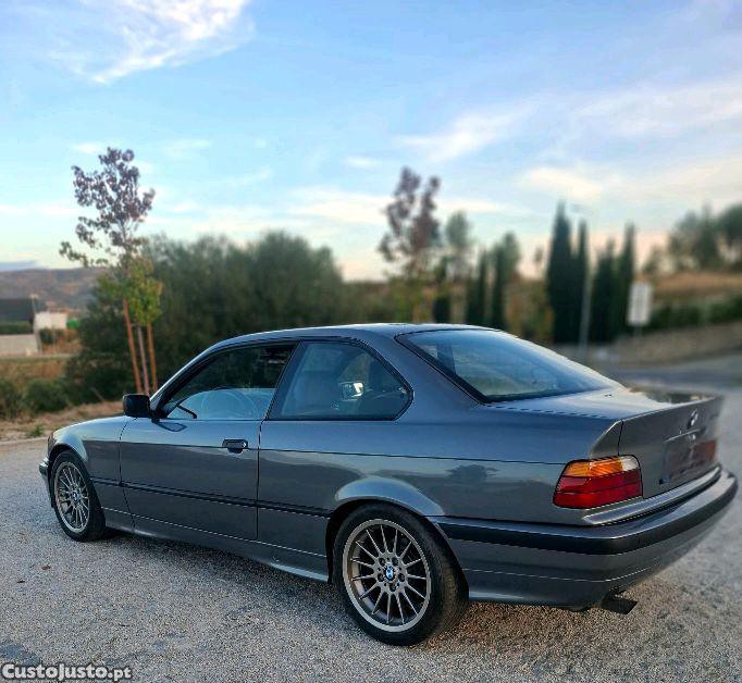 BMW 320 BMW E36 320i - 94 foto 4