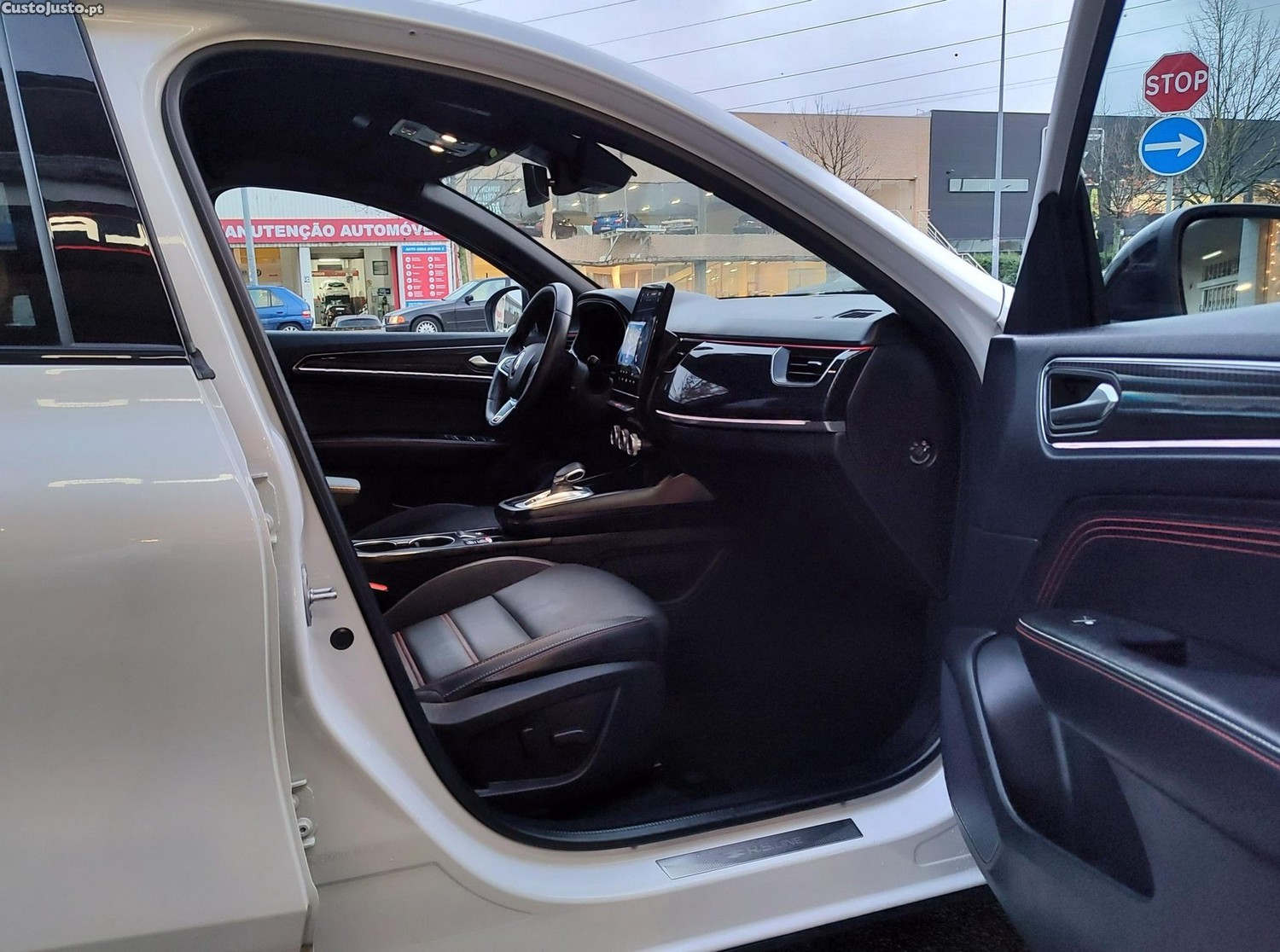 Renault Arkana 1.6 E-Tech R.S.Line — fotografia 3