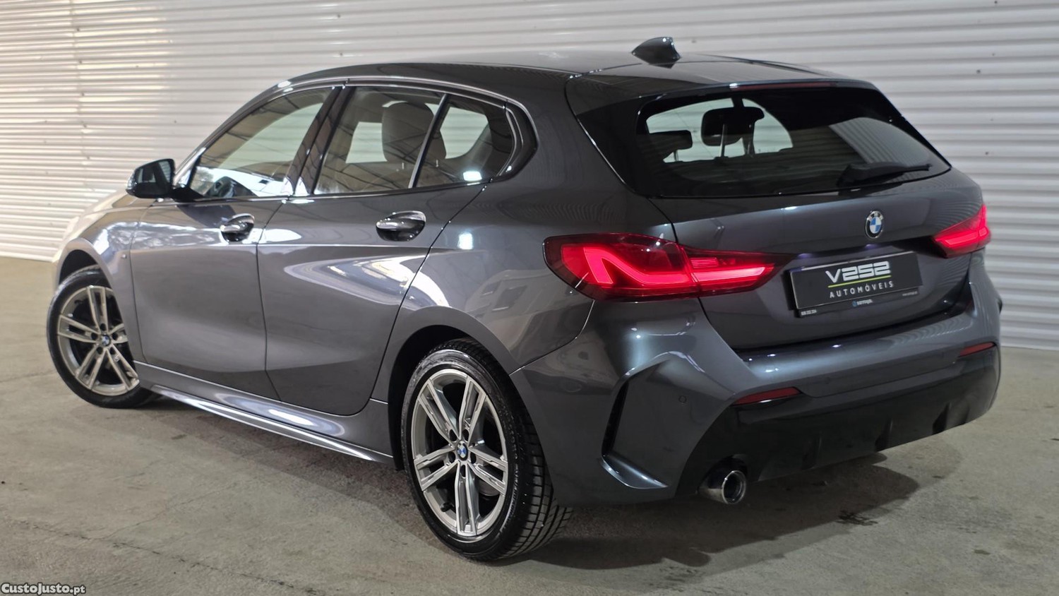 BMW 116 d Pack Desportivo M — fotografia 16