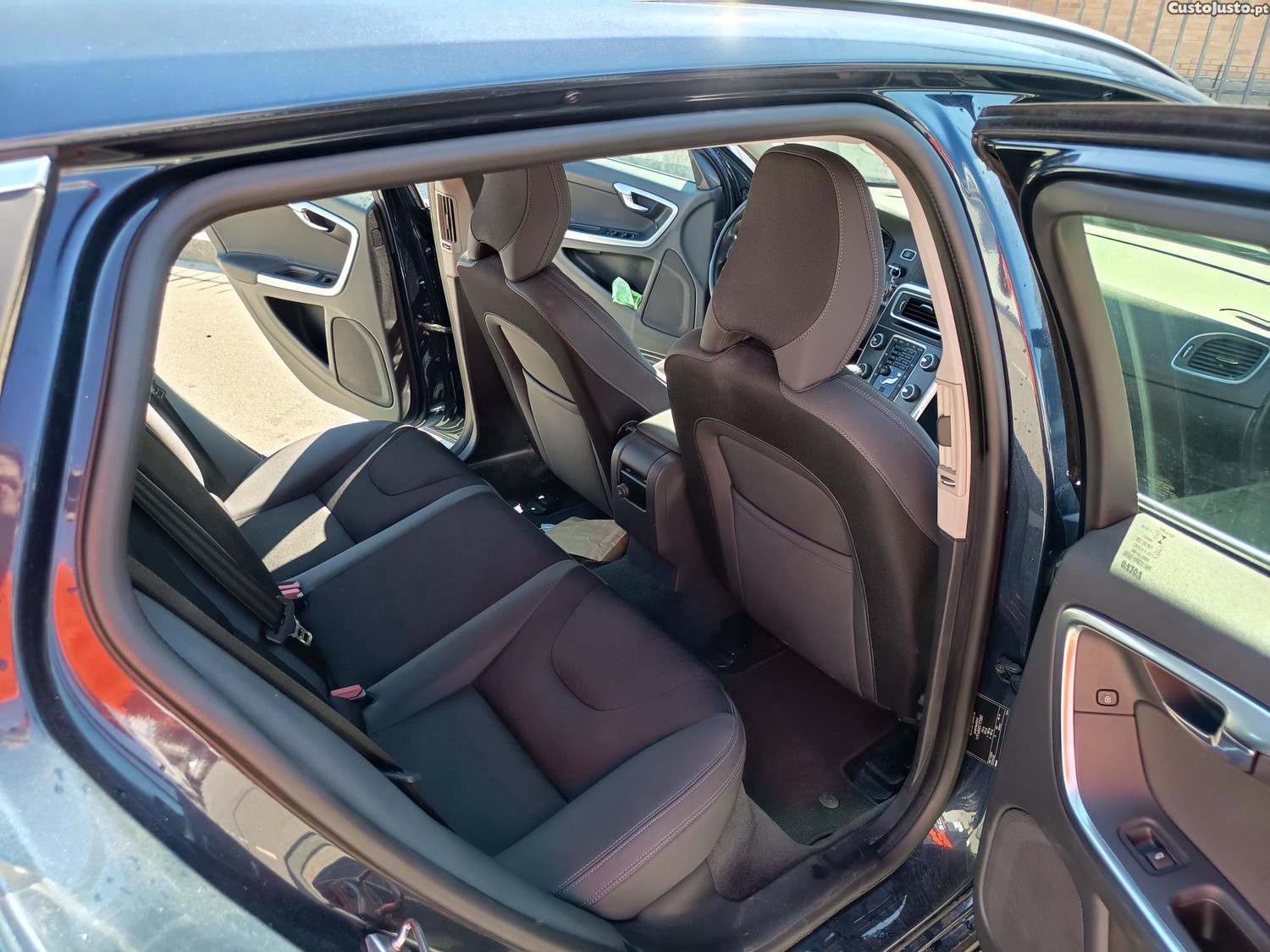 Volvo V60 1.6 Kinetic - 14 — photo 5