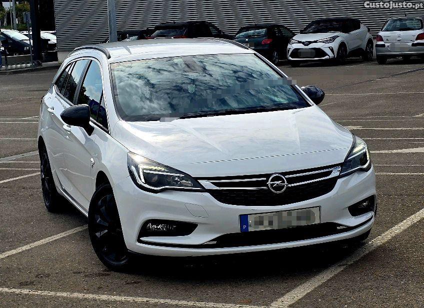 Opel Astra Sport Tourer - 17 foto 2